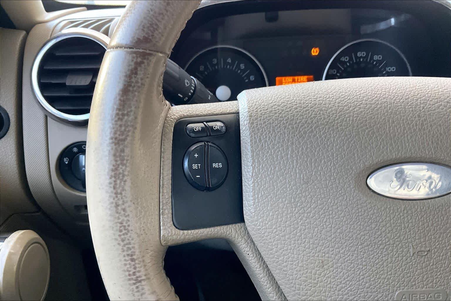 Used 2008 Black Ford XLT image 21