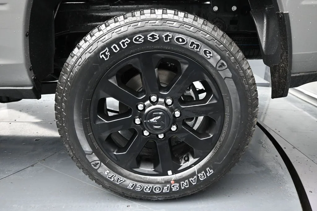 New 2026 Ceramic Gray Clear-Coat Exterior Paint RAM Big Horn image 10
