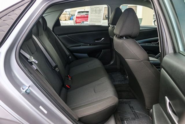 Certified Used 2025 Silver Hyundai SE image 18
