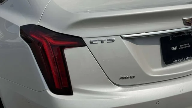 Certified Used 2024 Crystal White Tricoat Cadillac Premium Luxury image 9