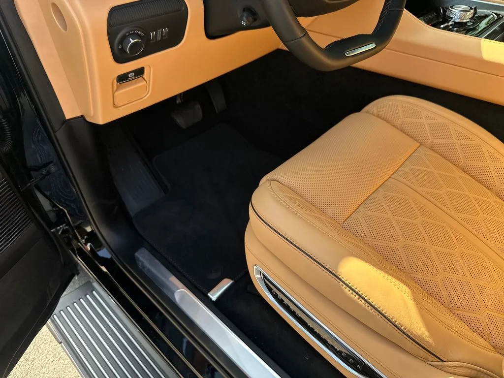 New 2026 High Gloss Black Exterior Paint Jeep Summit Reserve image 18