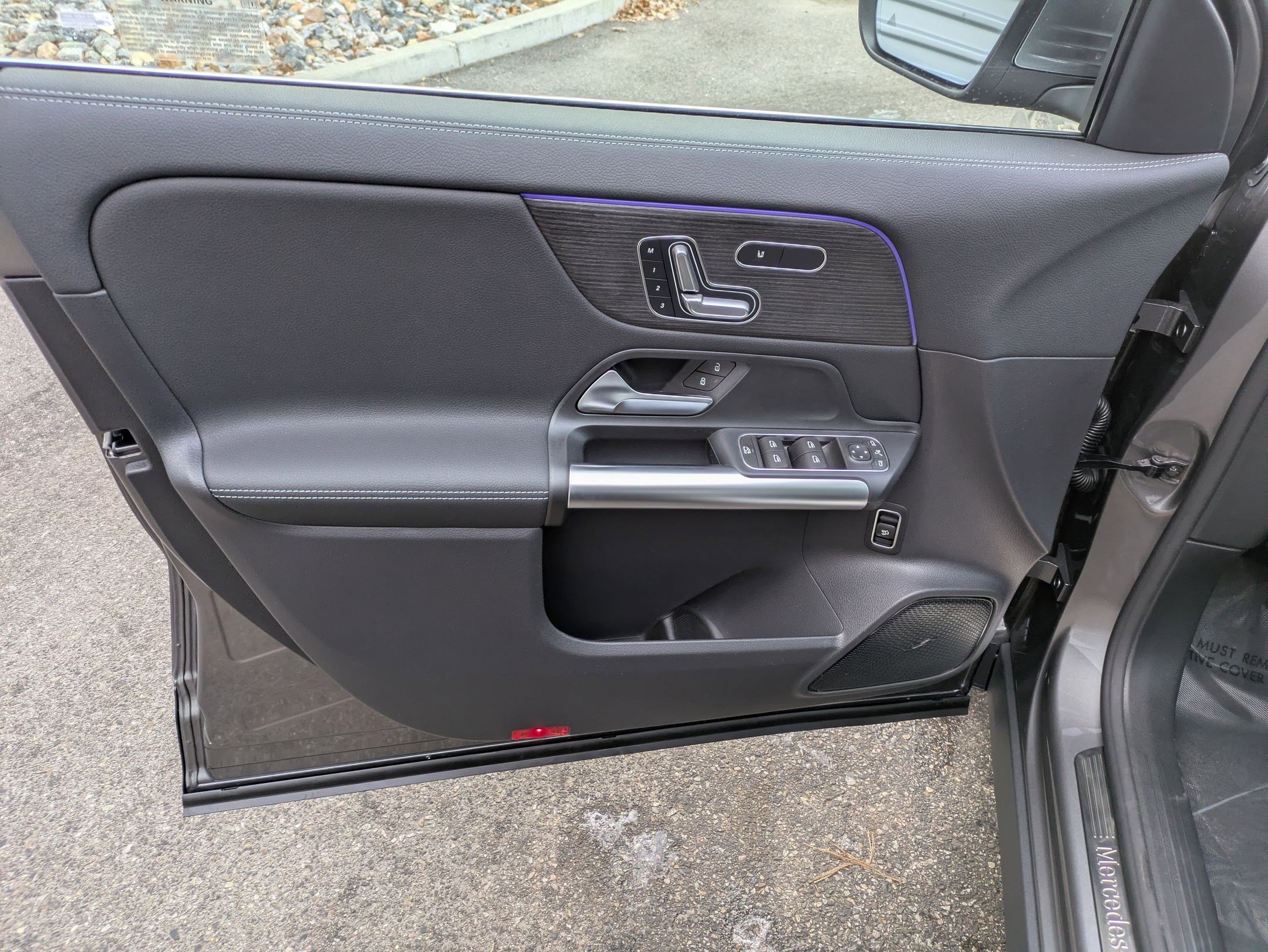 New 2026 Mountain Grey Metallic Mercedes-Benz GLA 250 image 11