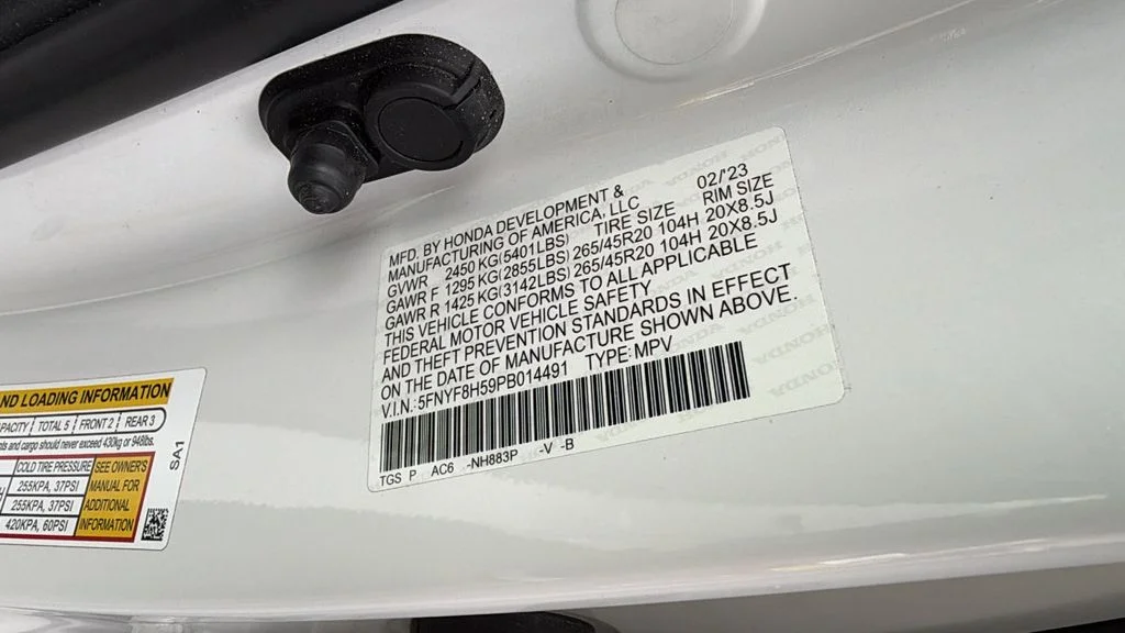 Certified Used 2023 Platinum White Pearl Honda EX-L image 29