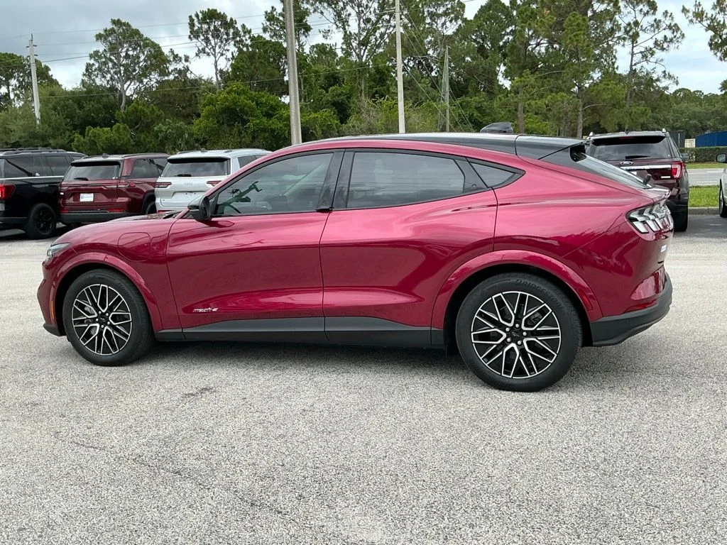 Used 2025 Red Ford Premium image 8