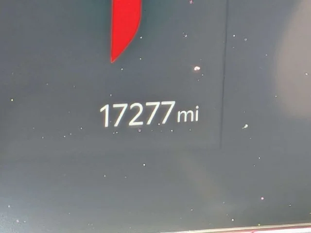 Used 2025 Runway Red Kia EX image 30