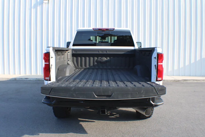 Used 2026 Summit White Chevrolet LTZ image 18