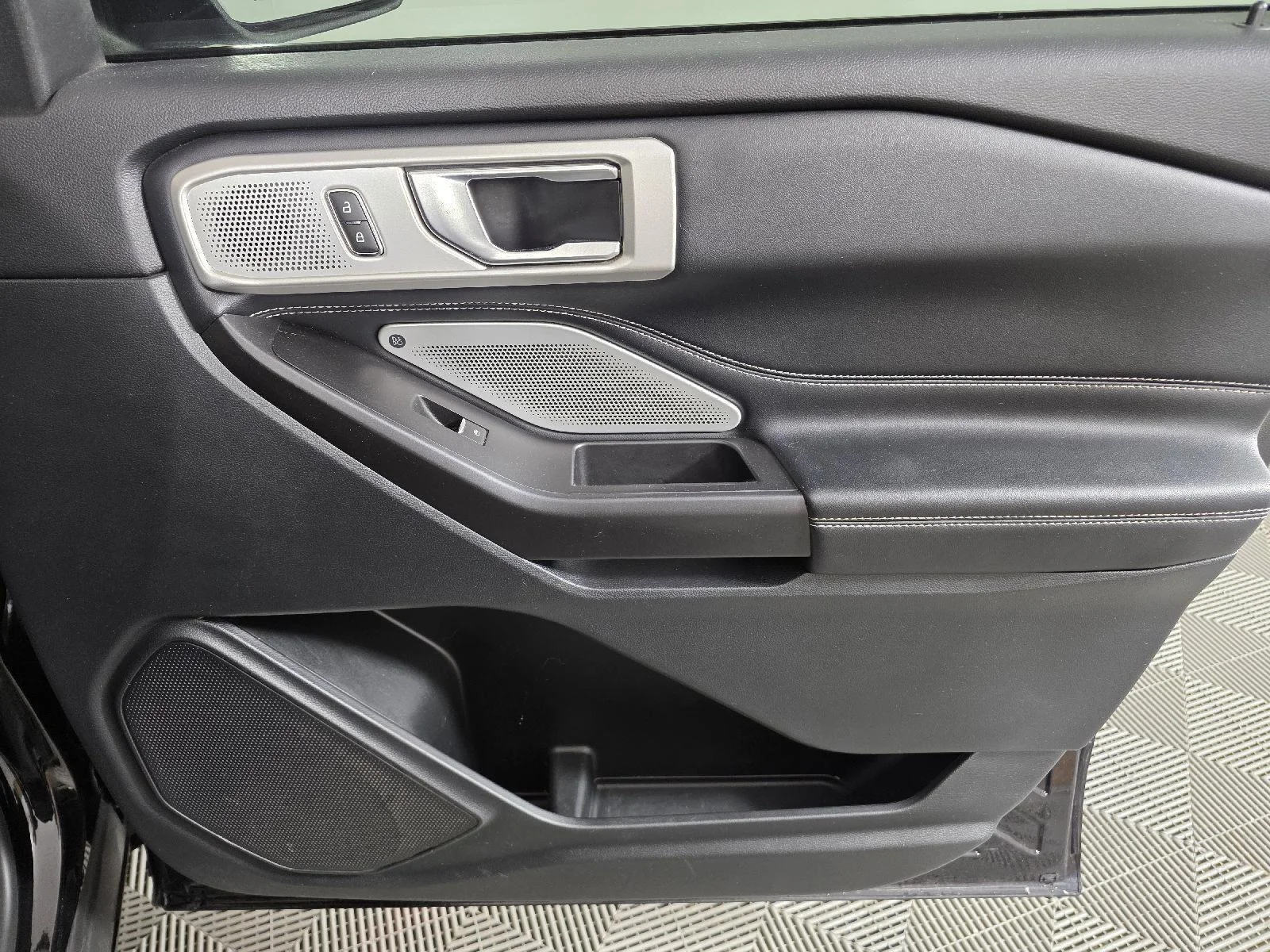 Used 2020 Agate Black Ford ST image 24
