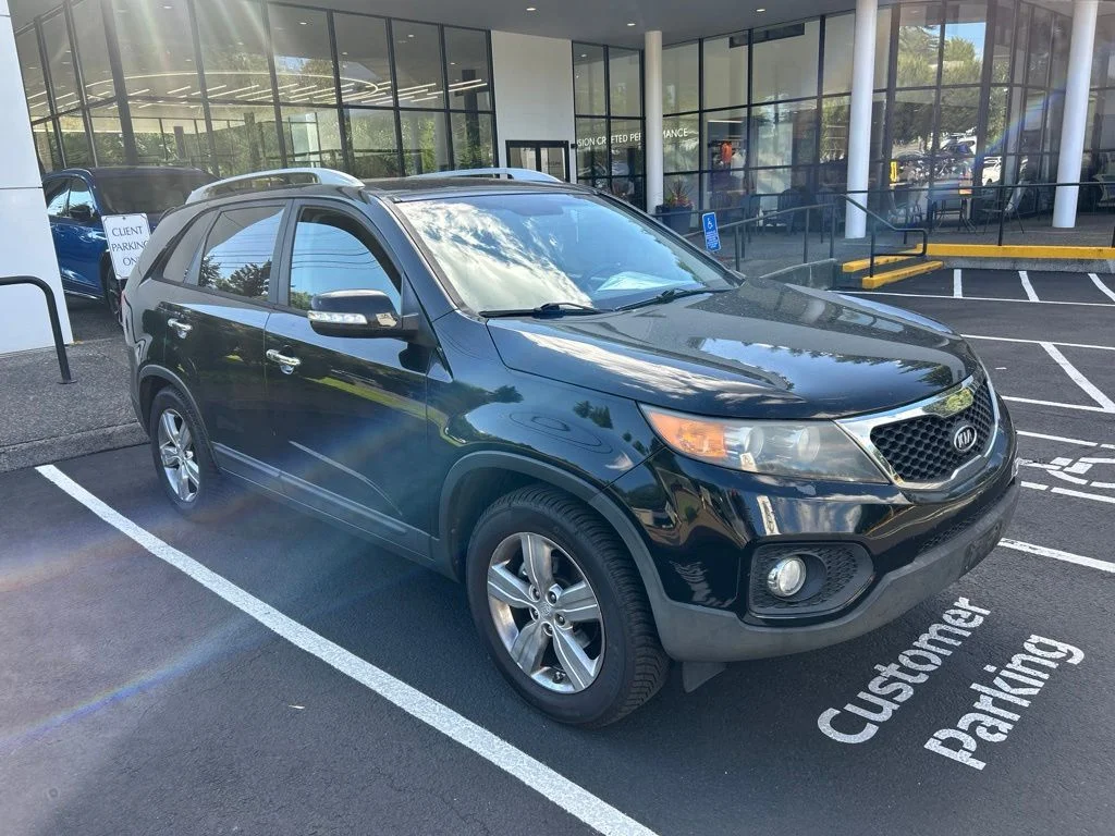Used 2013 Kia Sorento EX with VIN 5XYKU4A22DG320070 for sale in Portland, OR