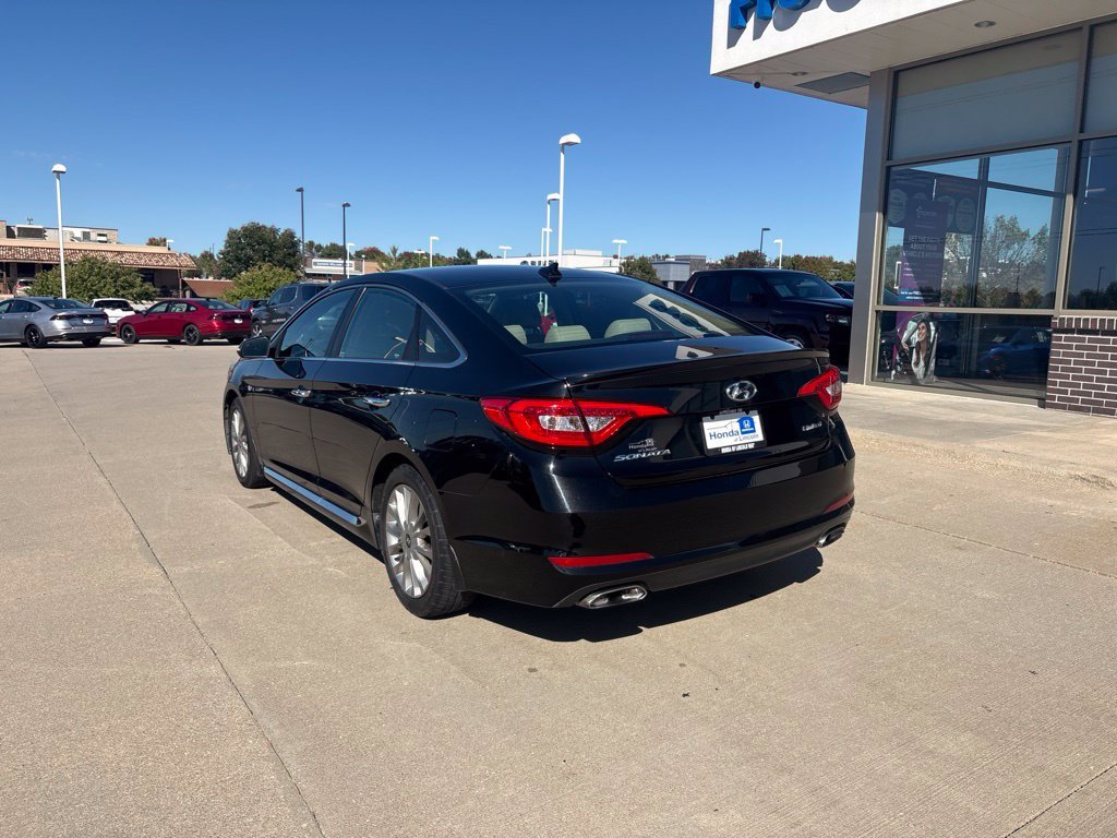 Used 2015 Phantom Black Hyundai Limited image 7