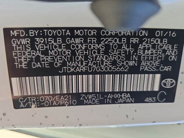 Used 2016 White Toyota Three Touring image 37