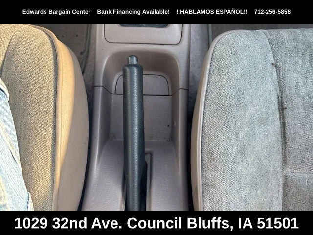 Used 1996 Red Nissan GXE image 18