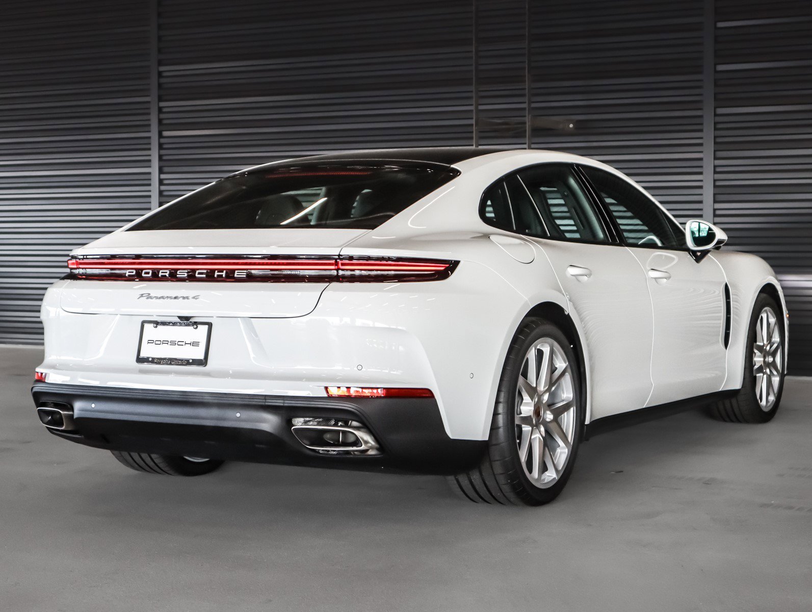 2026 Porsche Panamera Base - Photo 10