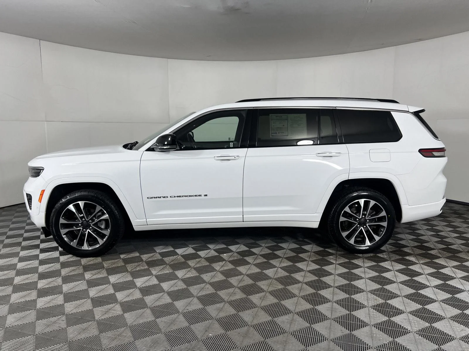 Used 2021 Bright White Clearcoat Jeep Overland image 6
