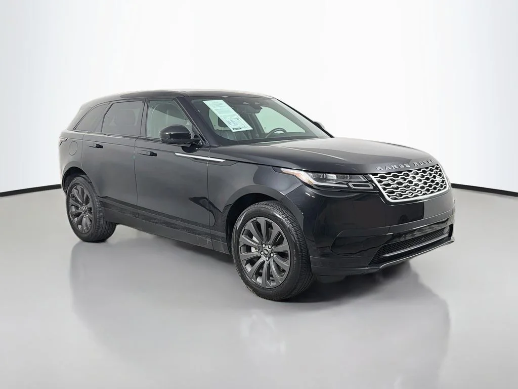 Used 2022 Black Land Rover S image 3