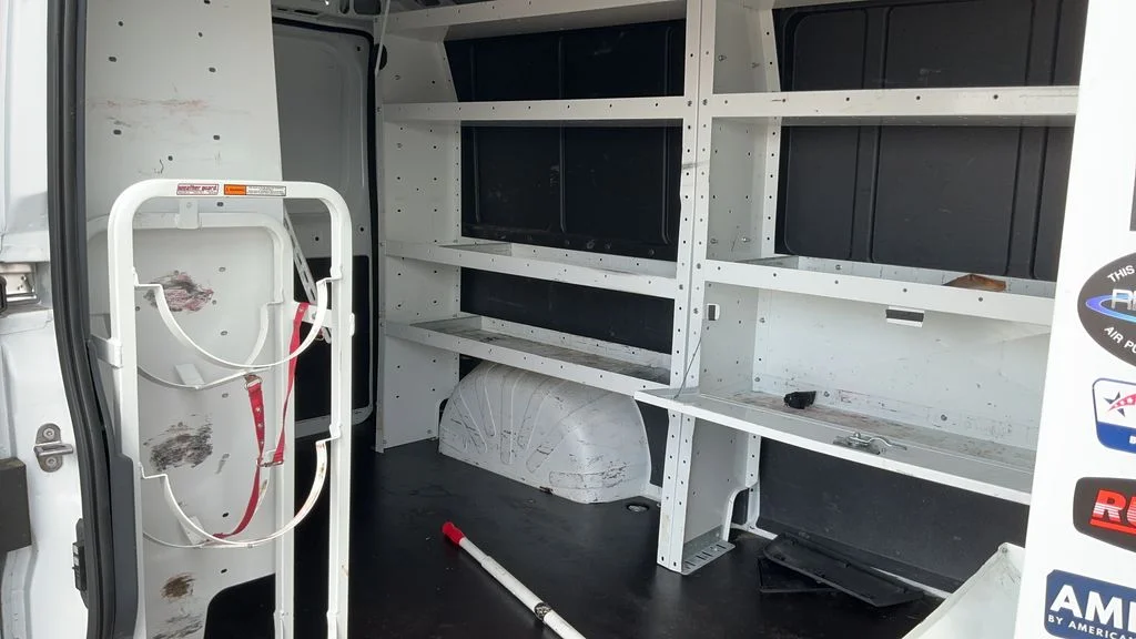 Used 2022 White Ram Low Roof image 15