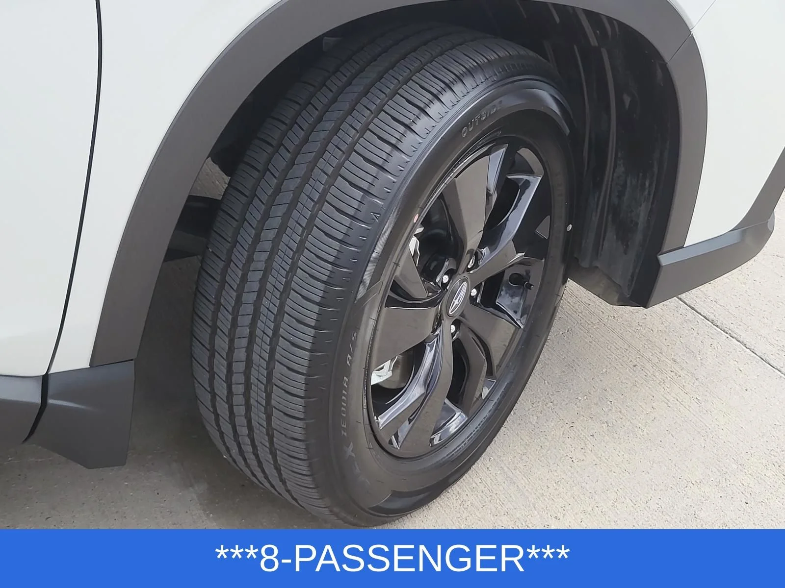 2026 Subaru Ascent Premium - Photo 6