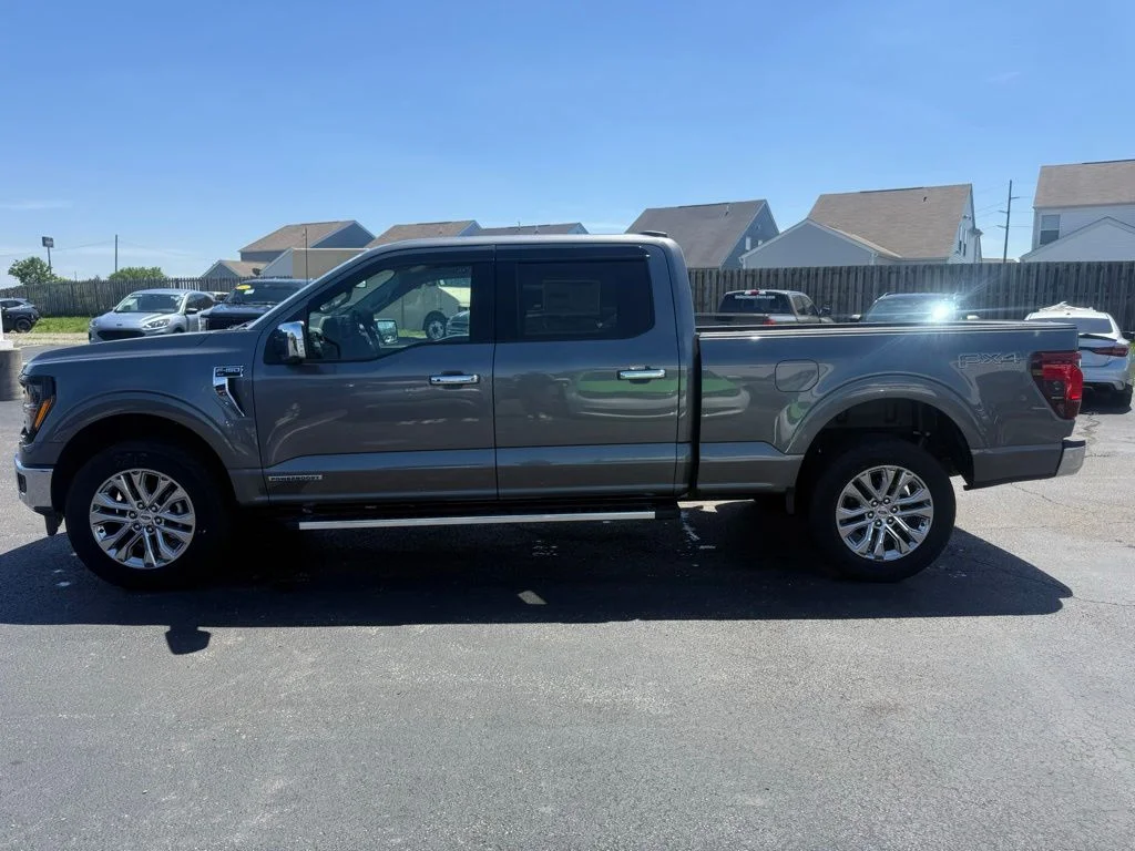 2025 Ford F-150 XLT - Photo 6