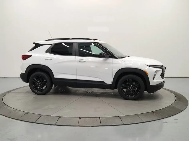New 2026 White Chevrolet LT image 9
