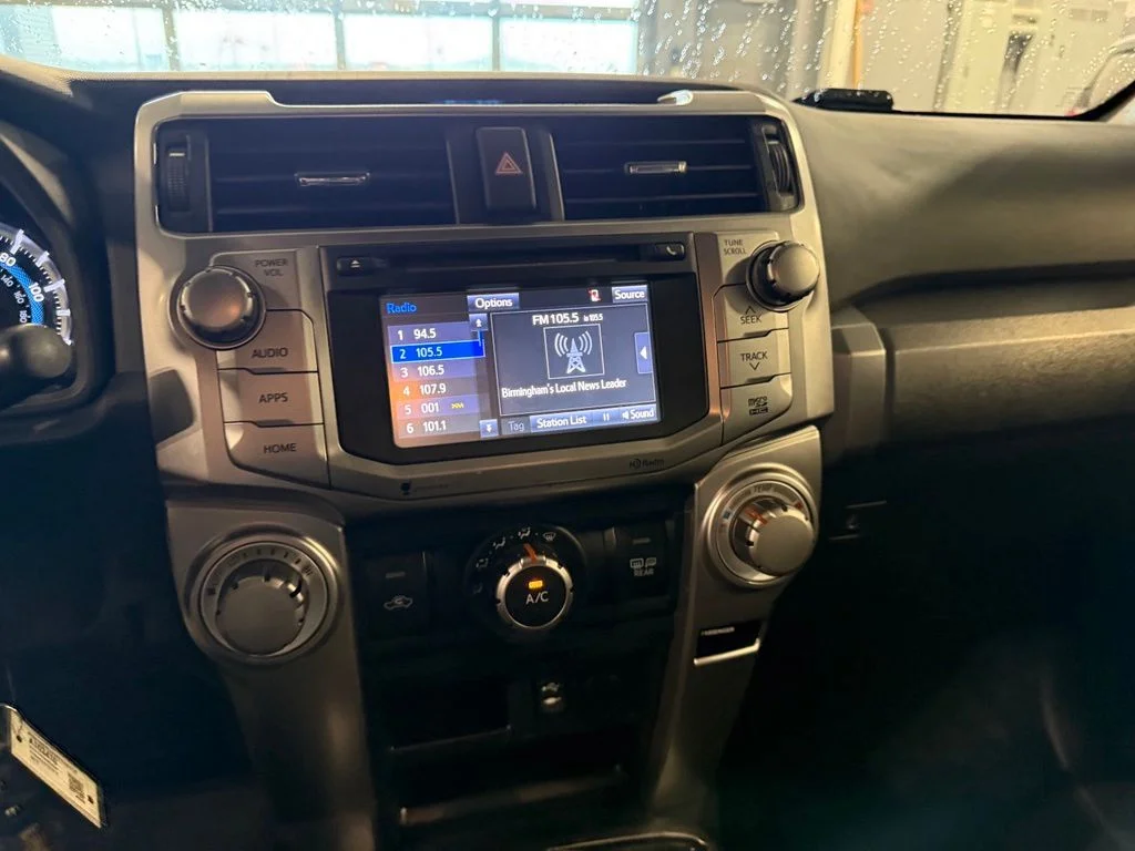 Used 2015 White Toyota SR5 Premium image 13