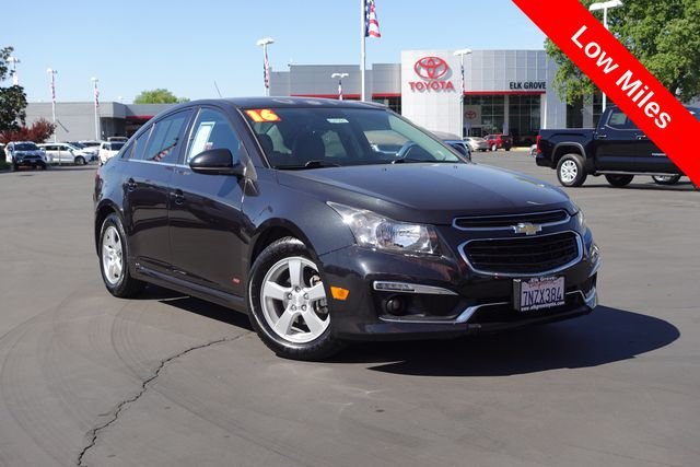 Used 2016 Chevrolet Cruze Limited 1LT with VIN 1G1PE5SB3G7143093 for sale in Elk Grove, CA