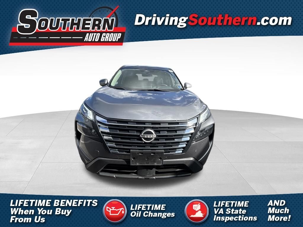 Used 2024 Gray Nissan SV image 1