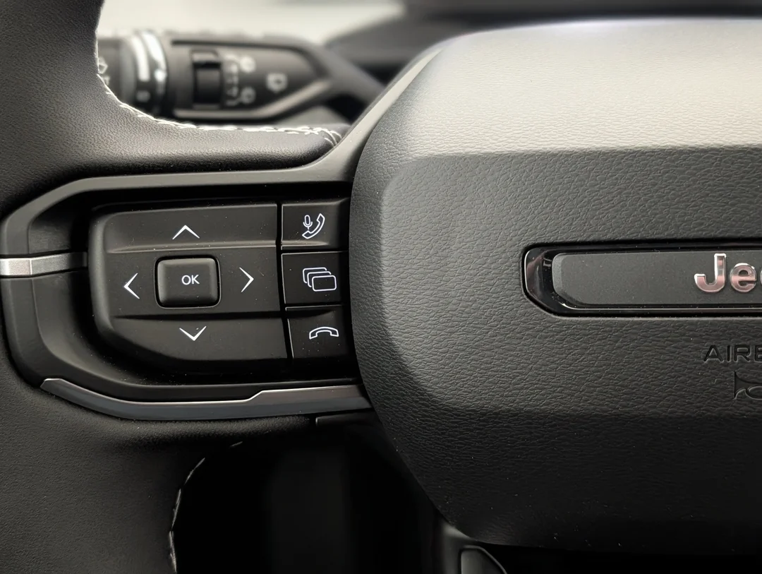 New 2026 Black Jeep Laredo - - 4x4 - 1.6L Turbo Hybrid - Uconnect 5 w/ 12.3 Screen & More! image 17