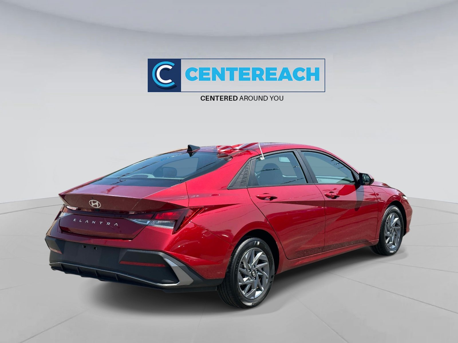 Used 2024 Red Hyundai SEL image 5