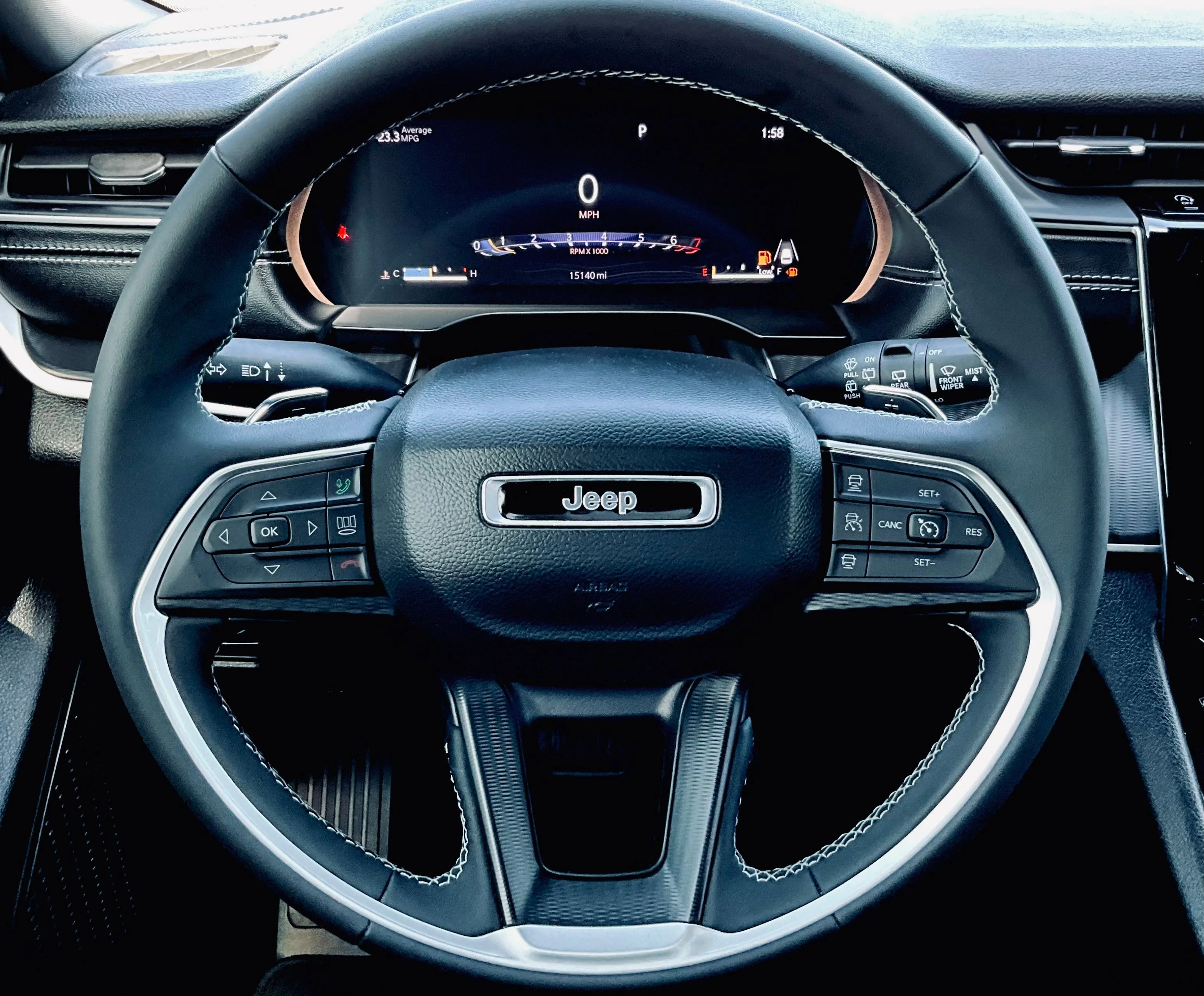 Used 2025 Black Jeep Laredo image 14