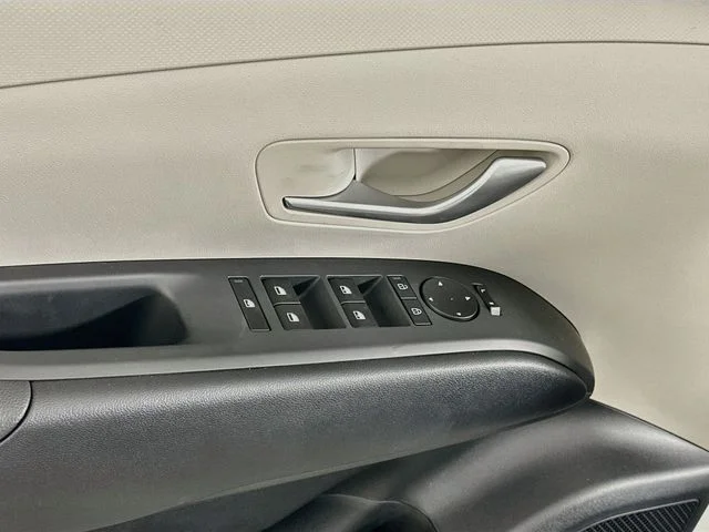 New 2026 Hyundai TUCSON HYBRID SEL