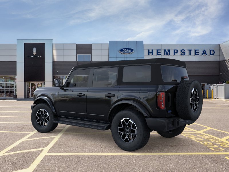 New 2026 Shadow Black Ford Outer Banks® image 4