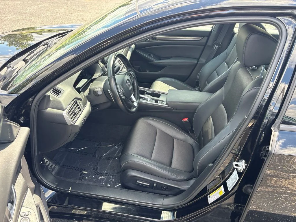 Used 2022 Black Honda Sport image 9