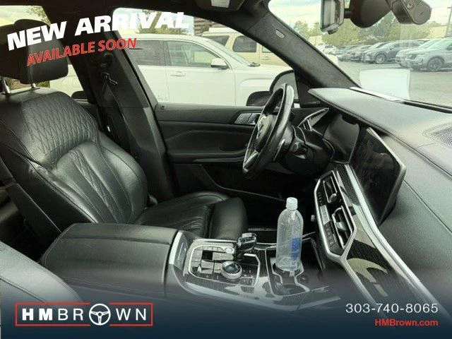 Used 2022 Gray Metallic BMW M50i image 5