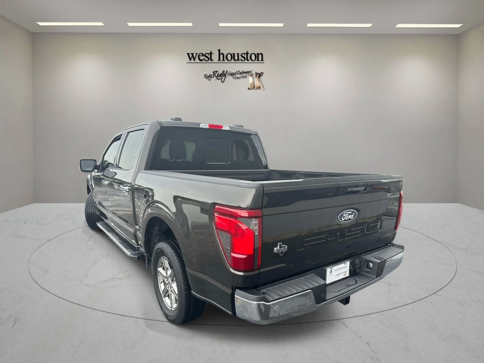 Used 2024 Black Ford XLT image 7