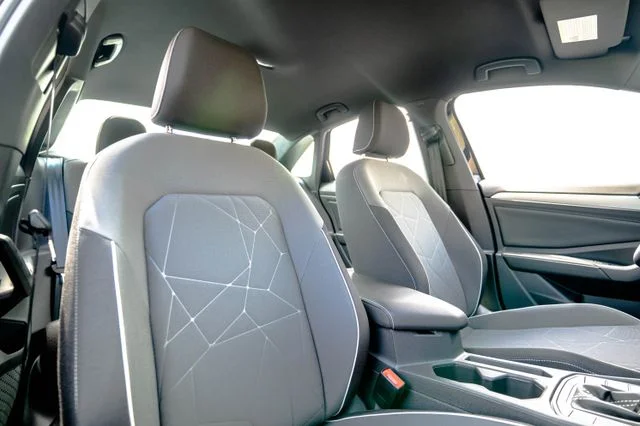 New 2026 Black Volkswagen 1.5T Sport image 17