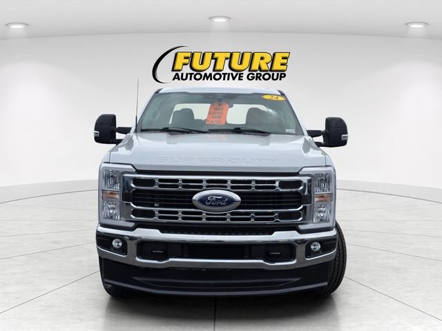 Used 2024 White Ford XLT image 2