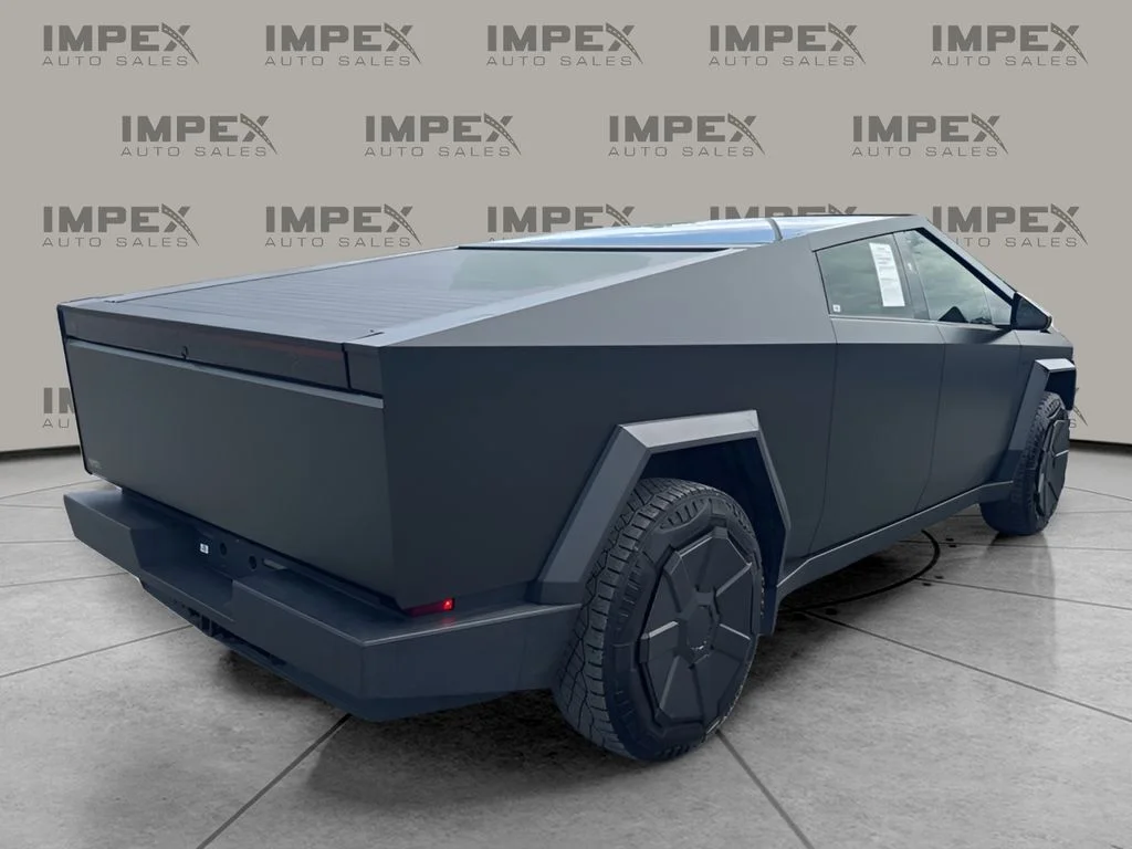 Used 2024  Tesla Cyberbeast image 5
