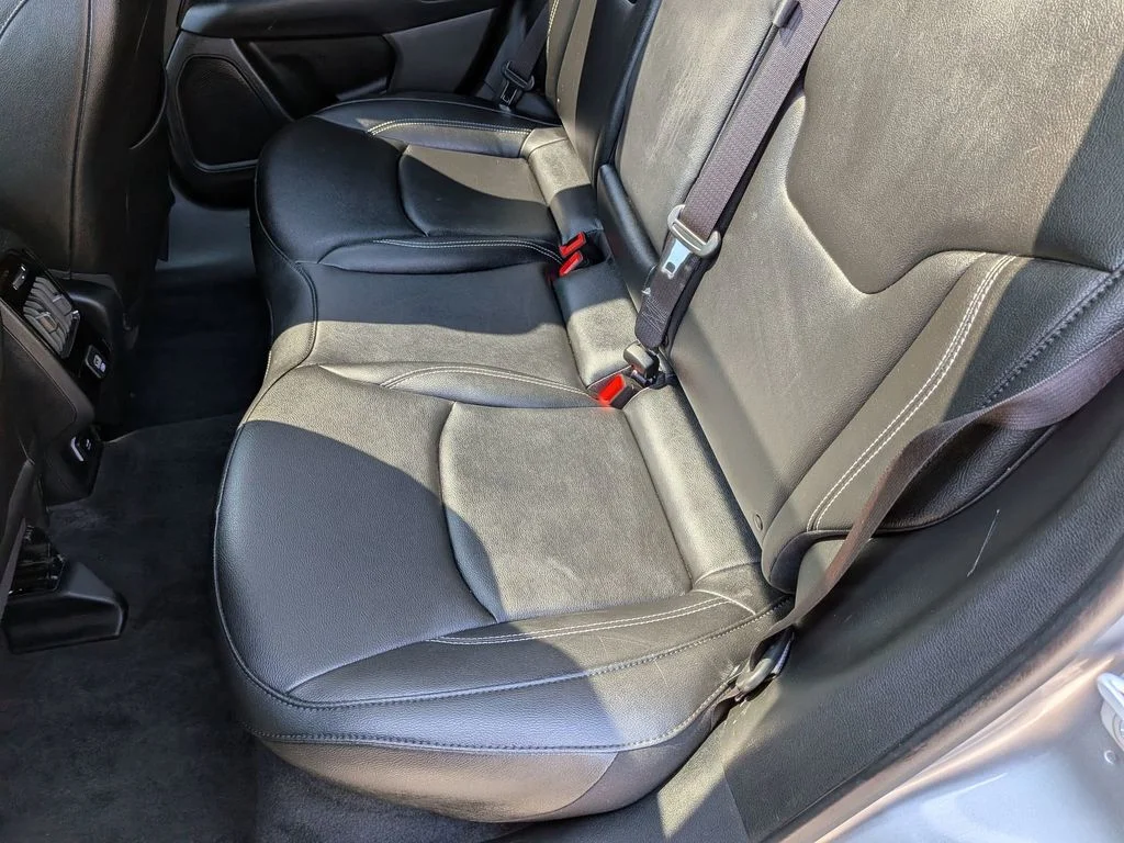 Used 2024 Gray Jeep Limited image 25