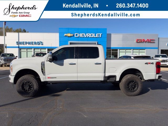 2025 Ford F-250 Super Duty Platinum Crew Cab 4WD