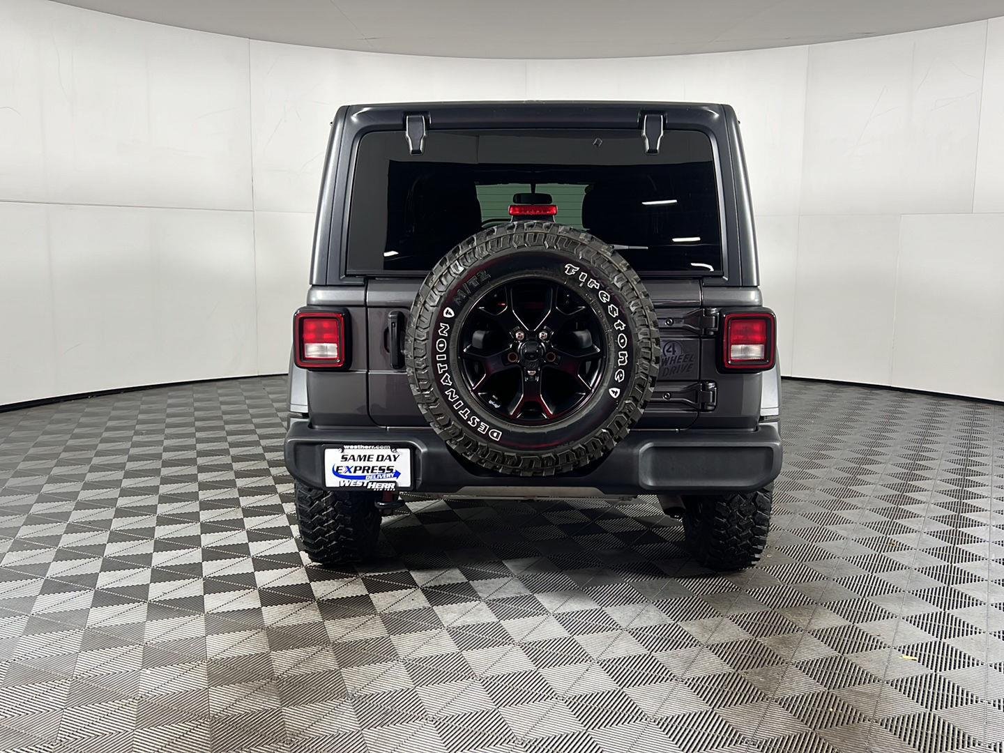 Used 2023 Granite Crystal Metallic Clearcoat Jeep Willys image 8