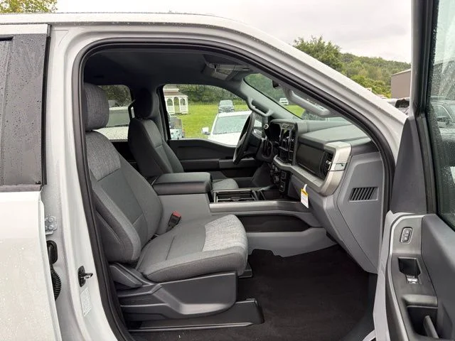 New 2026 Avalanche Gray Ford F-350® XLT image 36