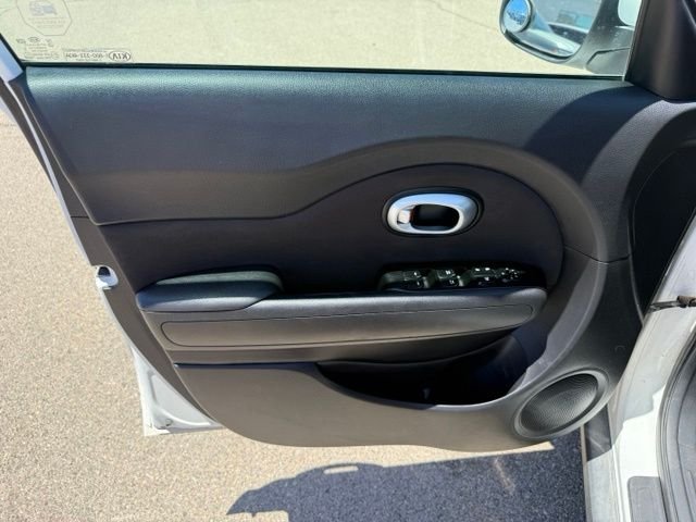 2016 Kia Soul + - Photo 9