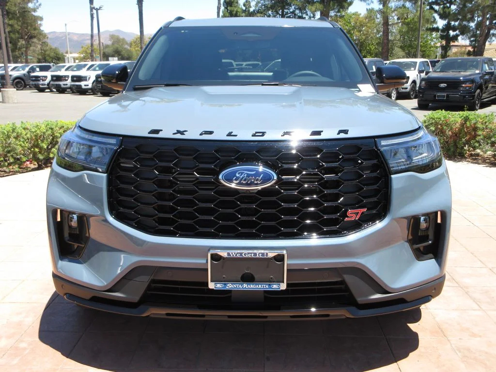 New 2026 Vapor Blue Metallic Ford ST image 7