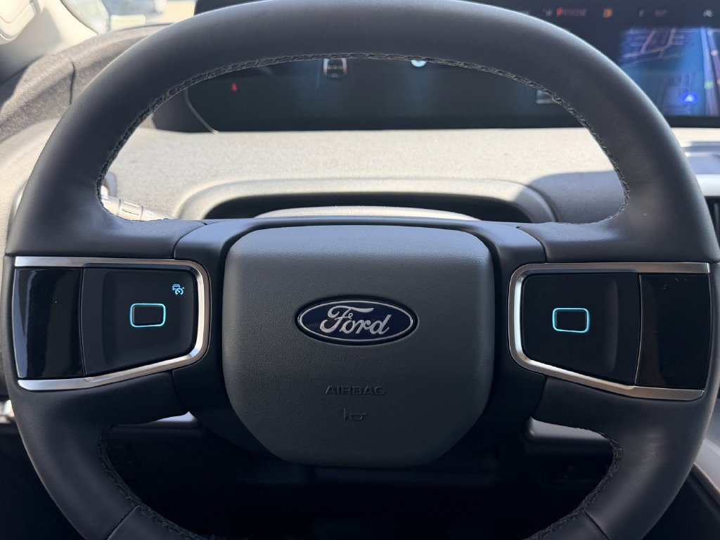 New 2026 Agate Black Metallic Ford MAX Active image 23