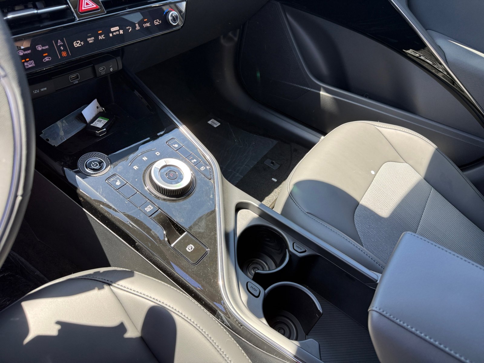 New 2026 Interstellar Gray Kia WIND image 13
