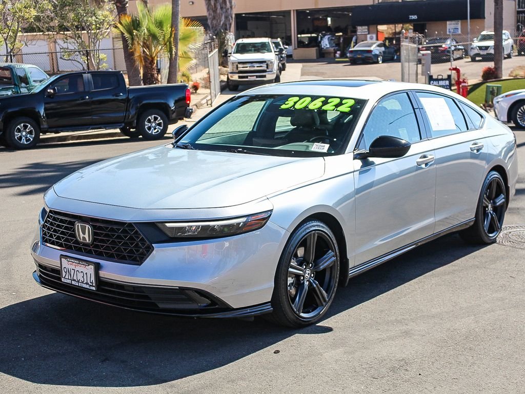 Used 2024 Silver Honda Sport-L image 3