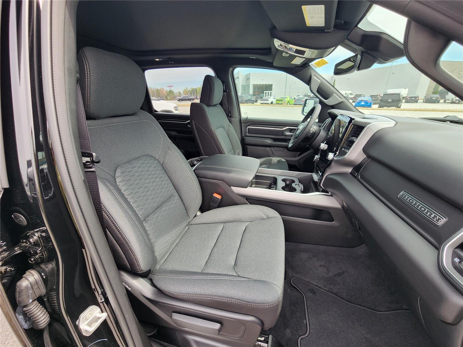 New 2026 Diamond Black Crystal Pearl-Coat Exterior Paint RAM Big Horn image 7