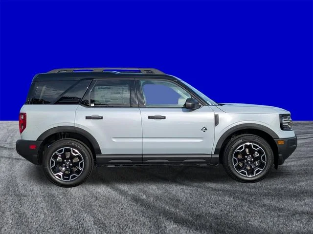 New 2026 Space White Metallic Ford Outer Banks® image 3