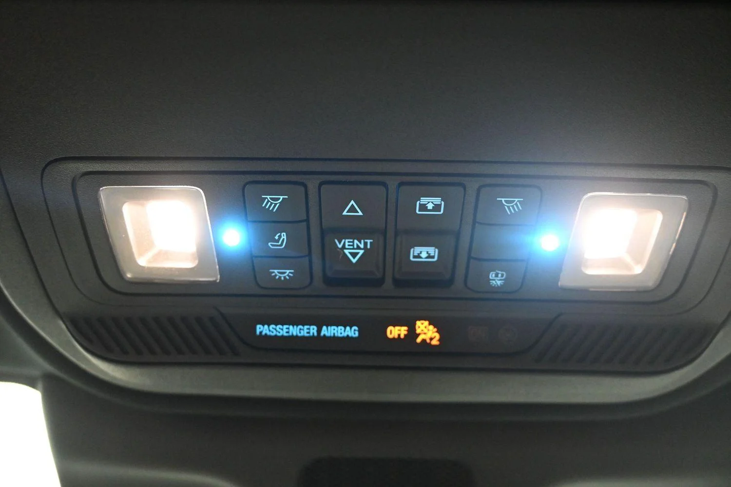 New 2026 Star White Metallic Tri-Coat Ford MAX King Ranch® image 33