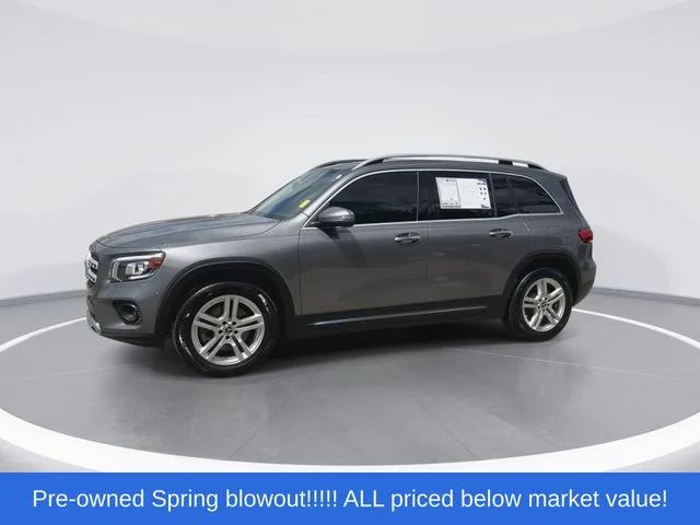 Used 2021  Mercedes-Benz GLB 250 image 4