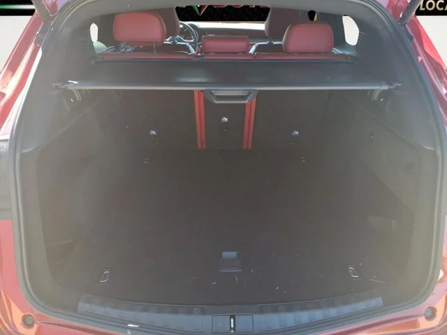 Used 2018 Red Alfa Romeo Ti image 26
